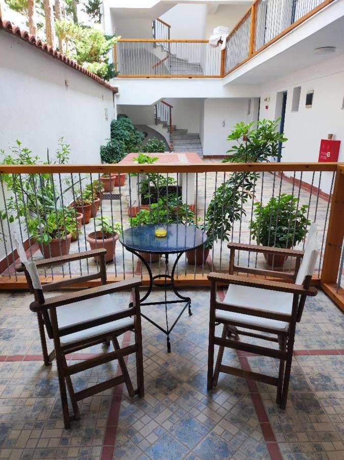 Aparthotel Megali Ammos House Esterno foto