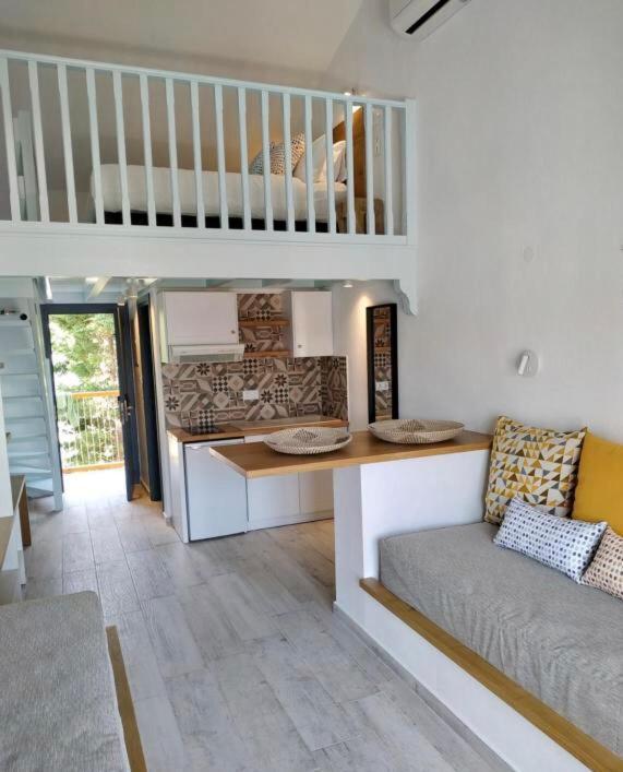 Aparthotel Megali Ammos House Esterno foto