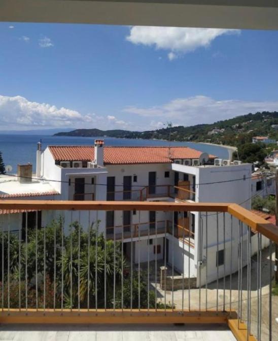 Aparthotel Megali Ammos House Esterno foto